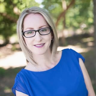 Ms Viktoria Vigh - Professional therapist profile photo